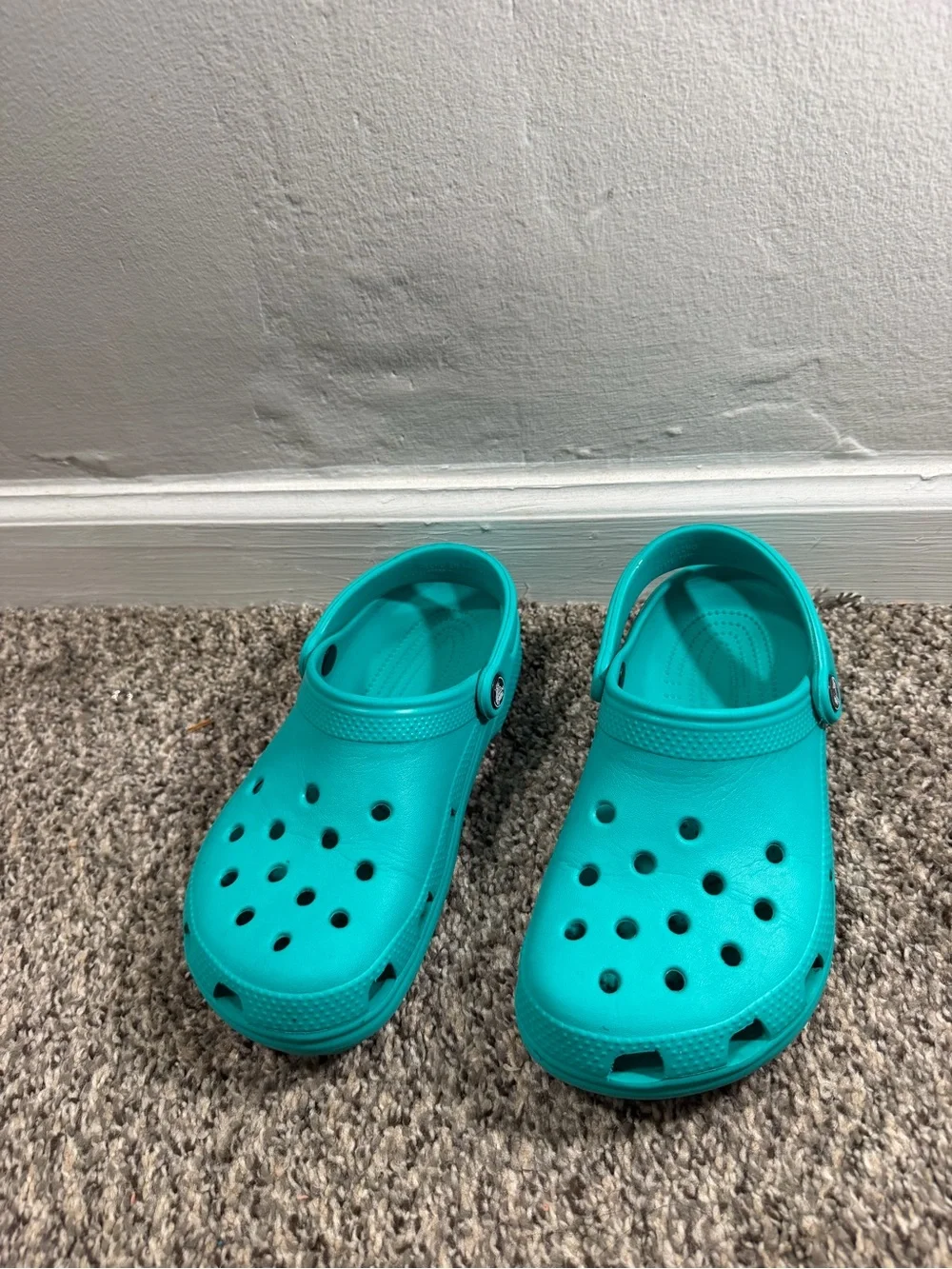 CROCS Kids Bright Teal Classic Clog Sandals